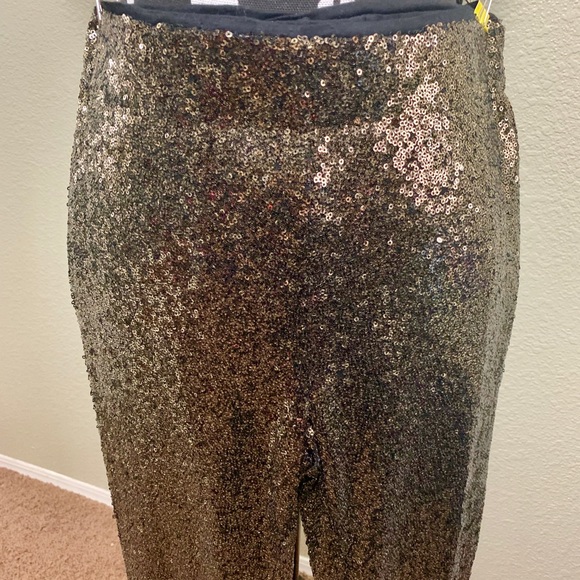 May & July Pants - NWT Gold Sequin Leggings Perfect for Holidays